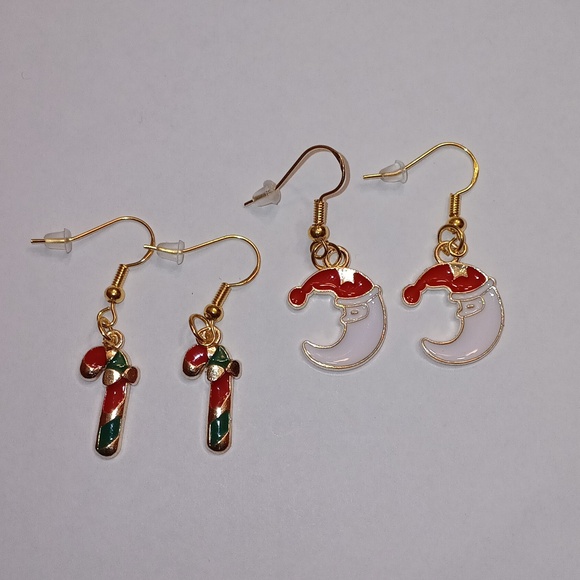 NWT Bundle of Two Pairs of Adorable Gold Dangling Christmas Earrings!! - Picture 2 of 6